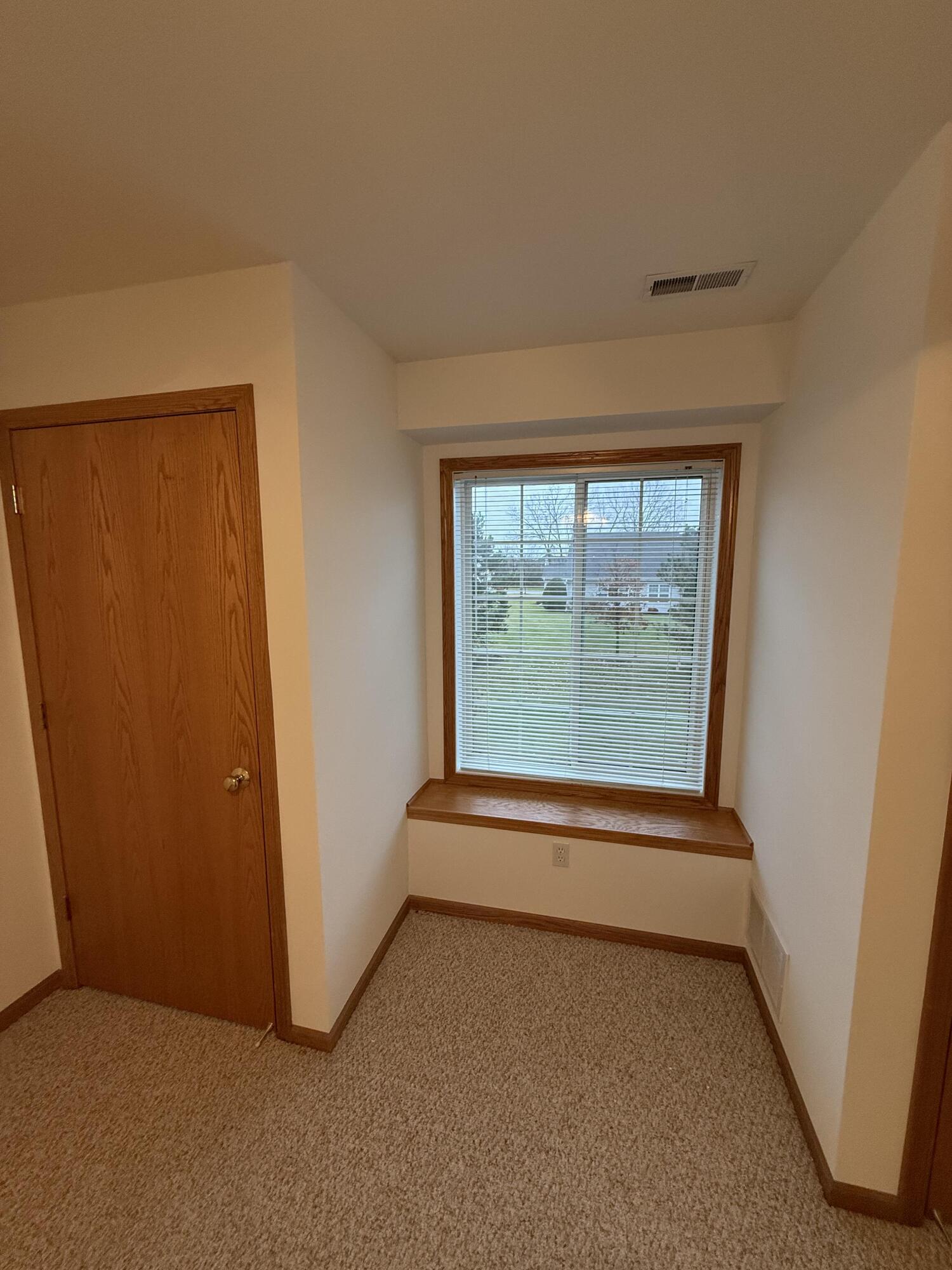 2750 11th Place, Unit 508 Somers, WI 53140 - Photo 6 of 17 IMG_3533