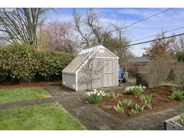 $525,000 | 2095 Polk Street, Eugene, OR 97405