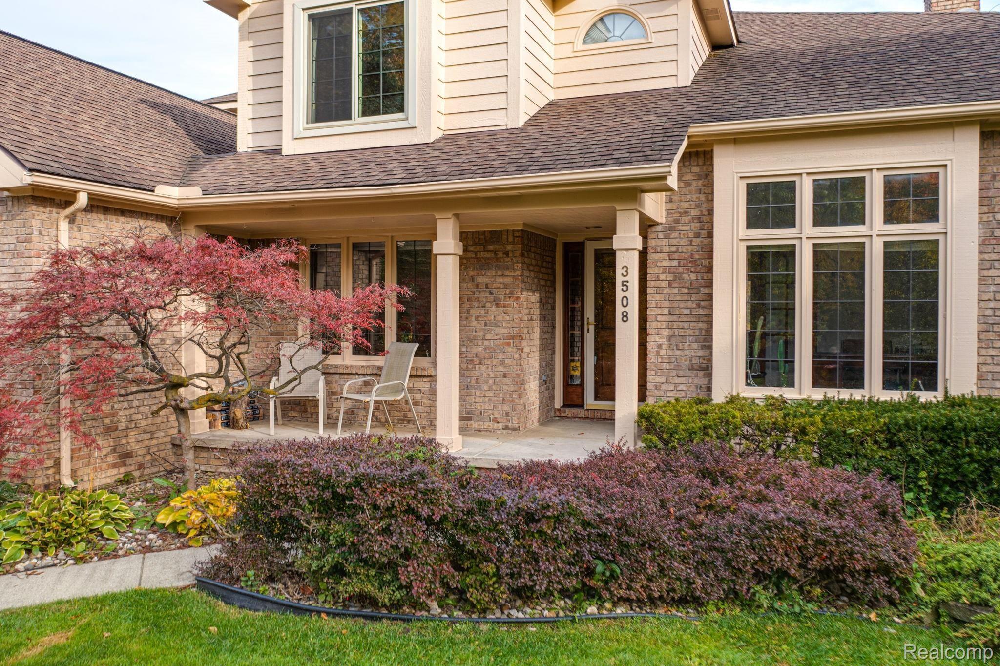 3508 Lexington Road Waterford, MI 48328 - Photo 6 of 38 5-web-or-mls-3508 Lexington Road-004.jpg