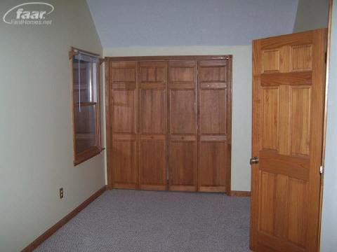 6175 South Corey Road Perry, MI 48872 - Photo 16 of 27 20132418-20.JPG