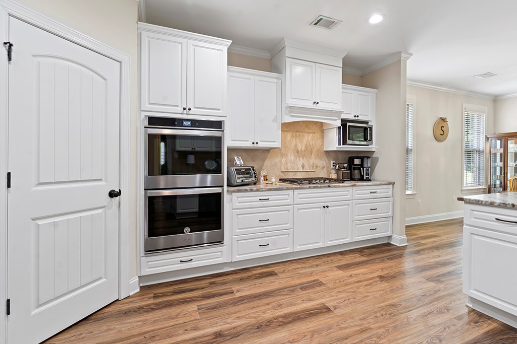 503 Rivers Run Greenwood, SC 29649 - Photo 8 of 24 Gallery Image 8
