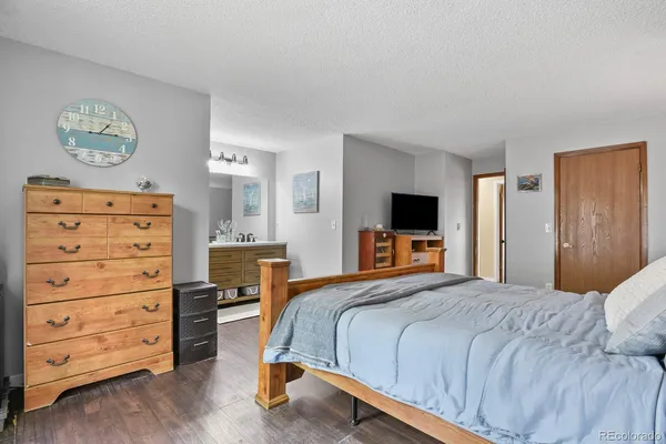 $635,000 | 9749 West Fairview Avenue, Littleton, CO 80127