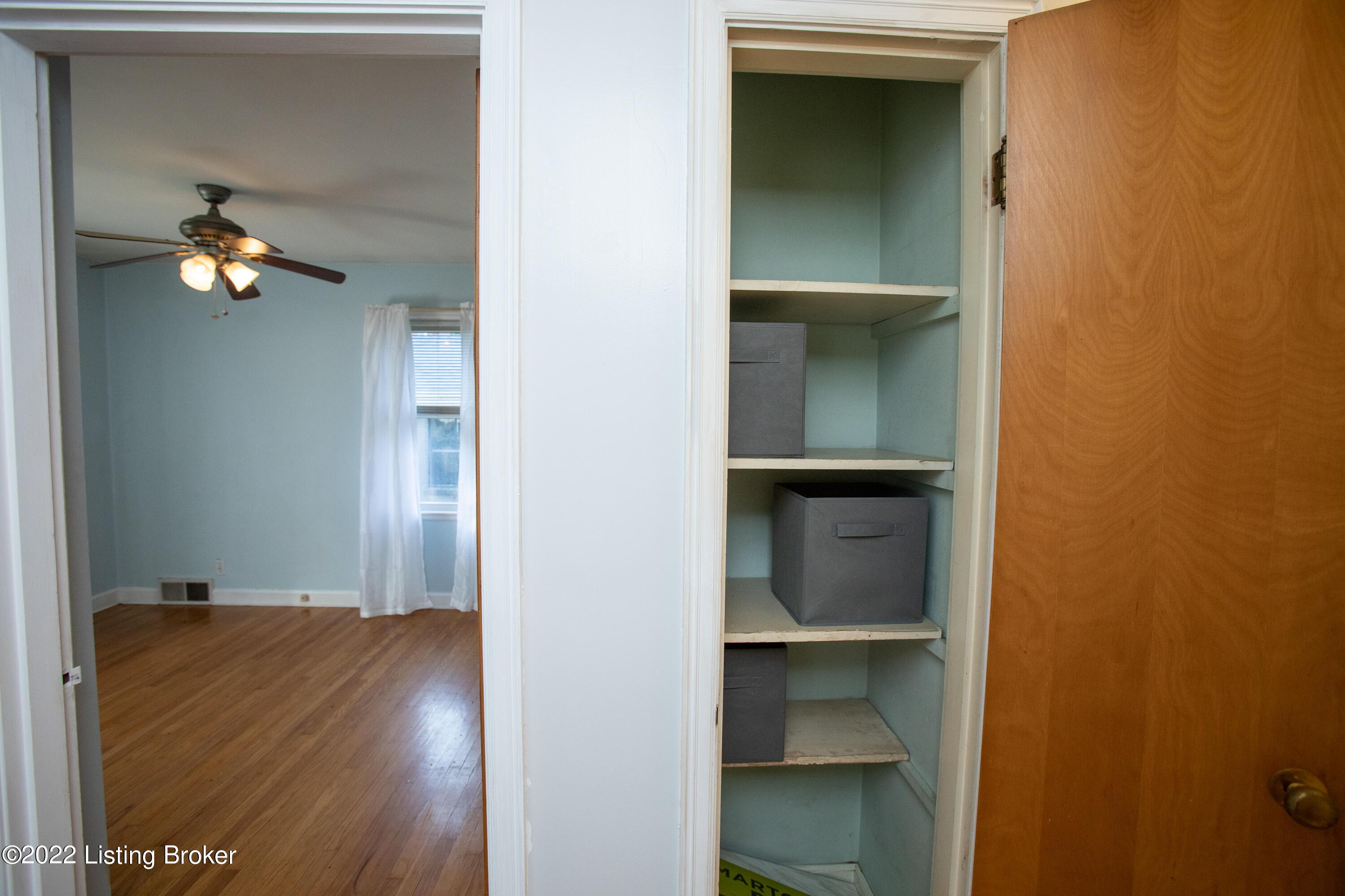 1631 Nightingale Road Louisville, KY 40213 - Photo 27 of 34 Closet