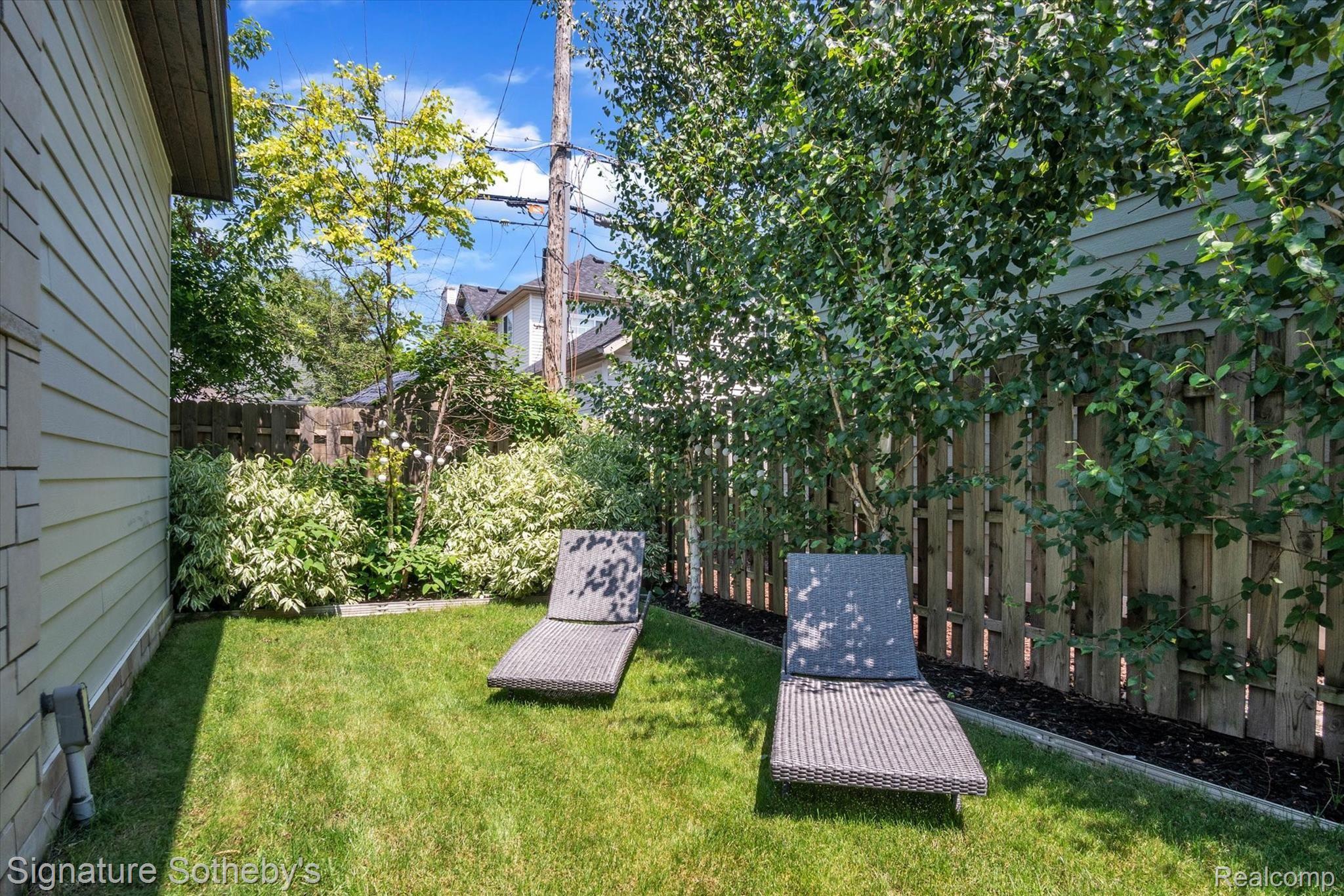 1259 Ruffner Avenue Birmingham, MI 48009 - Photo 87 of 91 56-1259 Ruffner Ave-WindowStill-Real-Estate-Photography-56.jpg