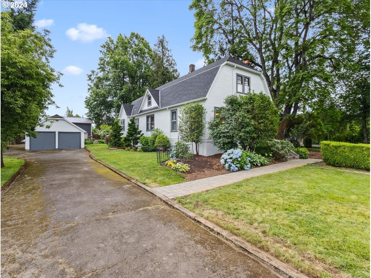 2910 Southeast Palmquist Road Gresham, OR 97080 - Photo 32 of 46 Gallery Image 32