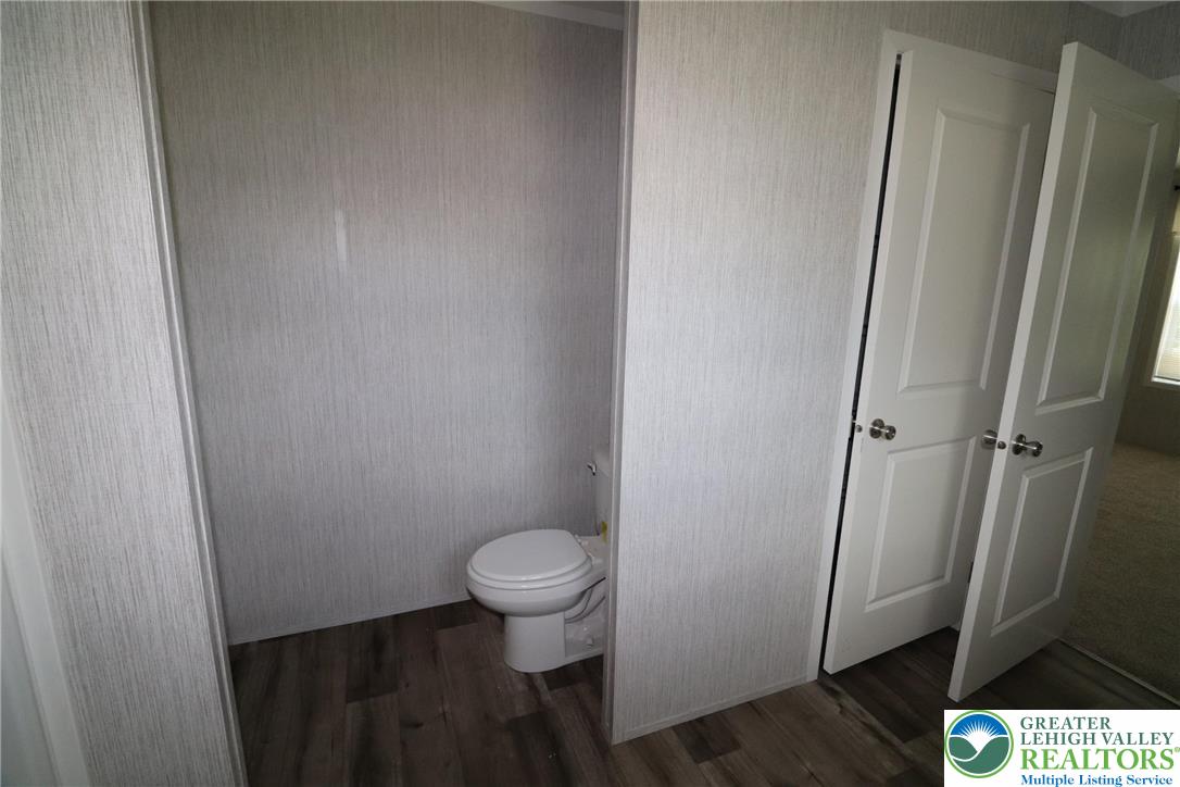 5020 Old Timber Road Stroudsburg, PA 18360 - Photo 18 of 32 a bathroom with a sink and toilet