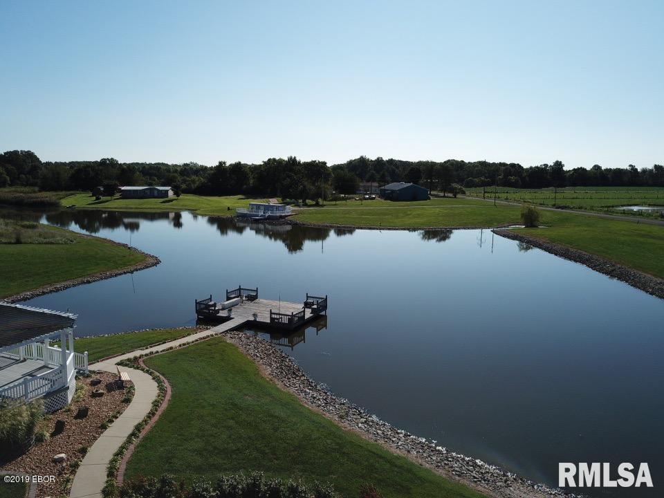 875 Community Beach Road Centralia, IL 62801 - Photo 24 of 29 Gallery Image 24