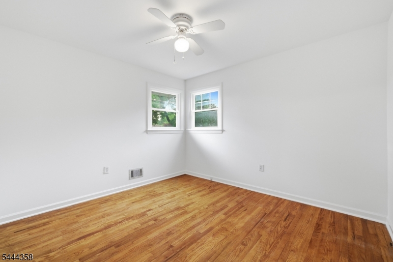 264 Vanderveer Road Bridgewater, NJ 08807 - Photo 17 of 25