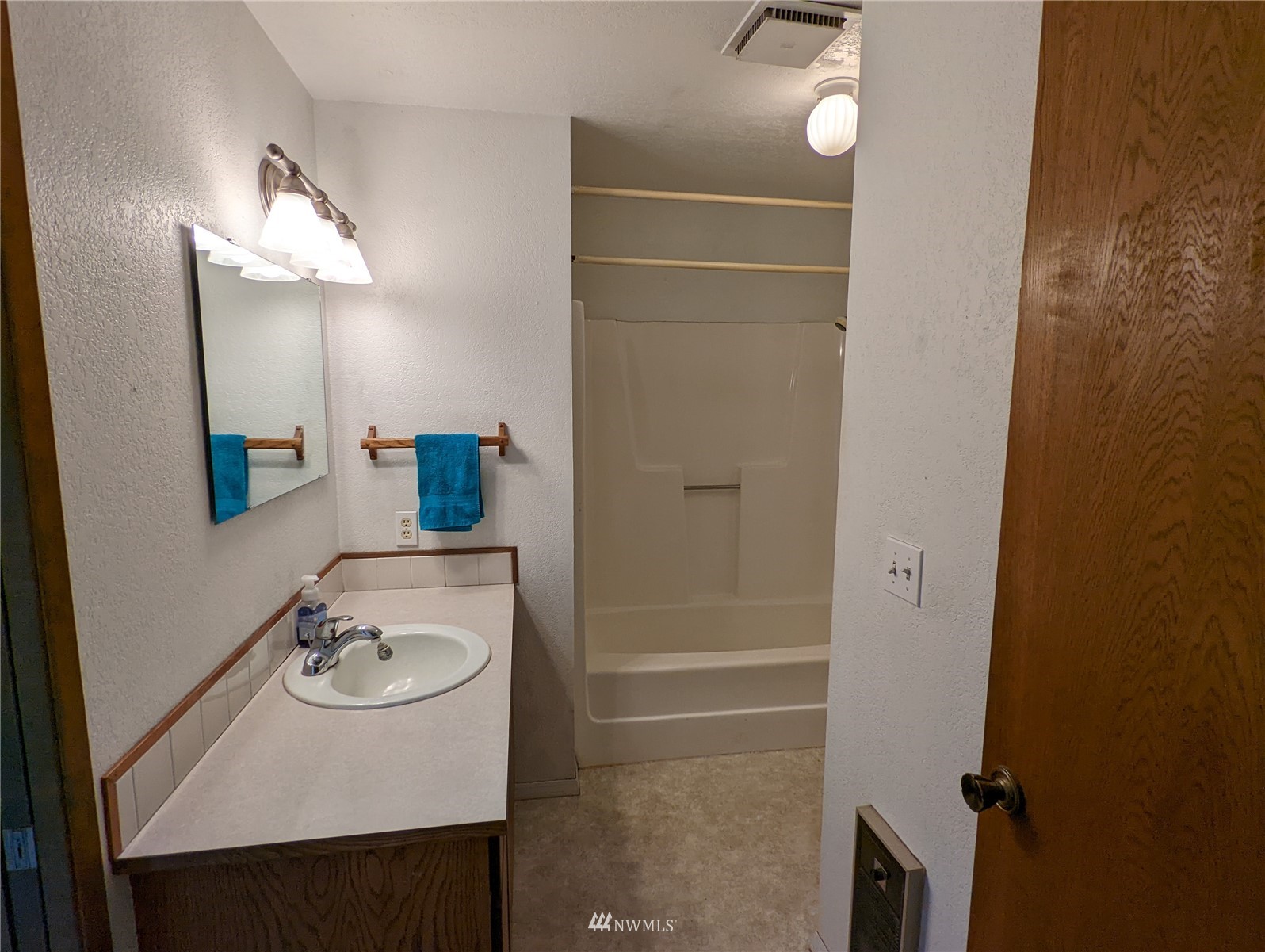 3249 Goddard Road Southwest Tenino, WA 98589 - Photo 11 of 40 Gallery Image 11