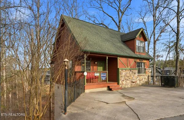 $475,000 | 2813 Forrest Way, Pigeon Forge, TN 37863