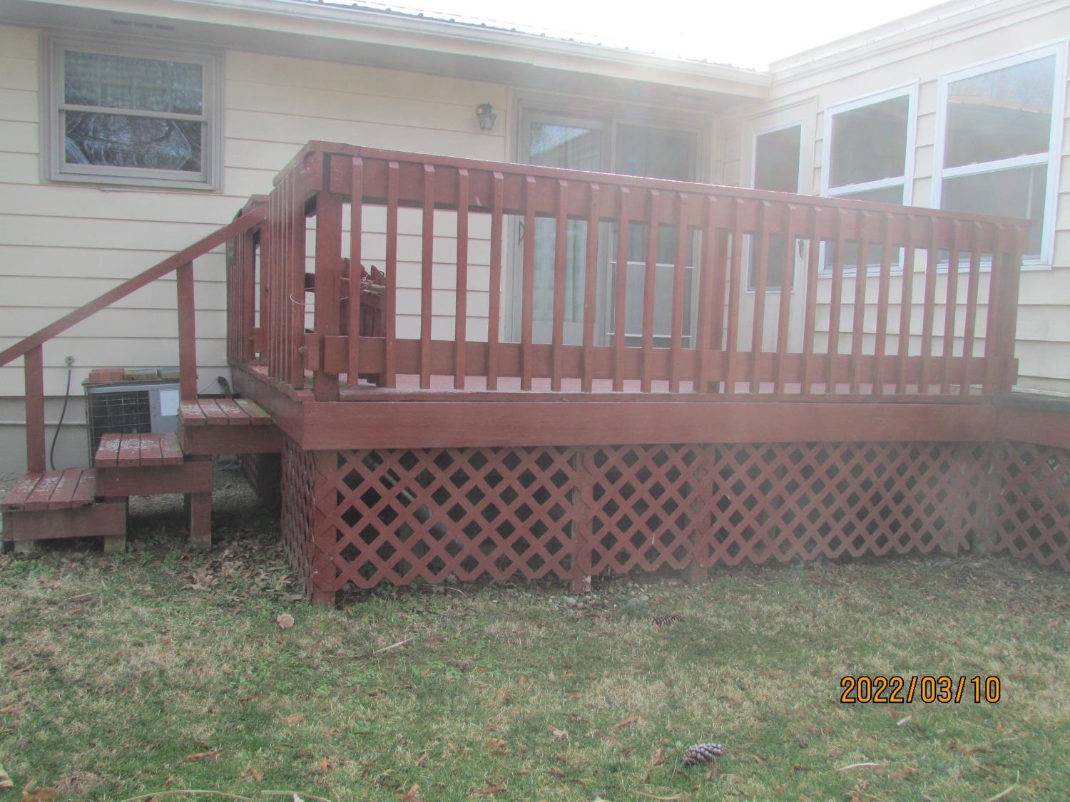 629 Willow Street Rising Sun, IN 47040 - Photo 18 of 22 Deck