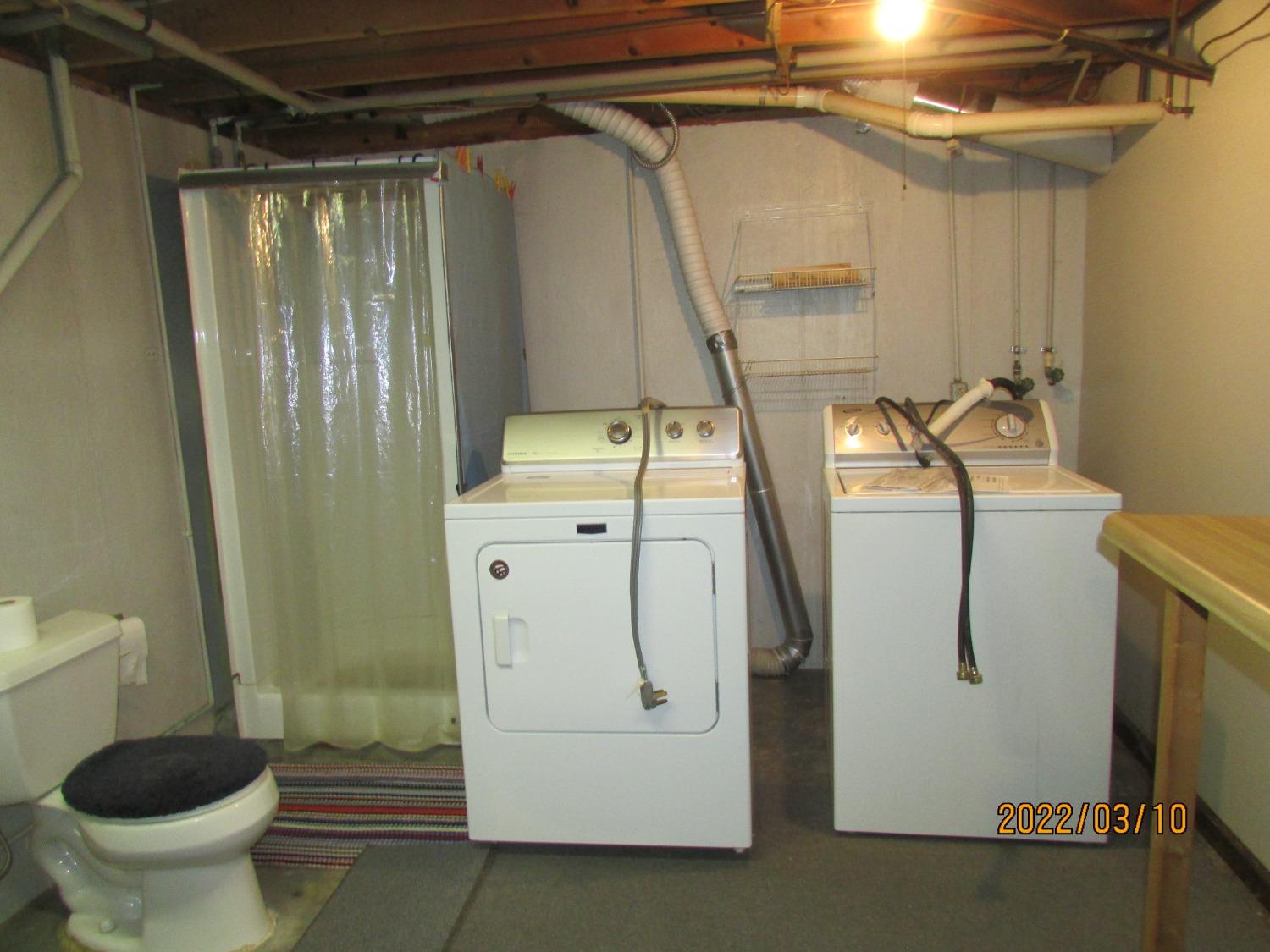 629 Willow Street Rising Sun, IN 47040 - Photo 5 of 22 Laundry/bath in basement
