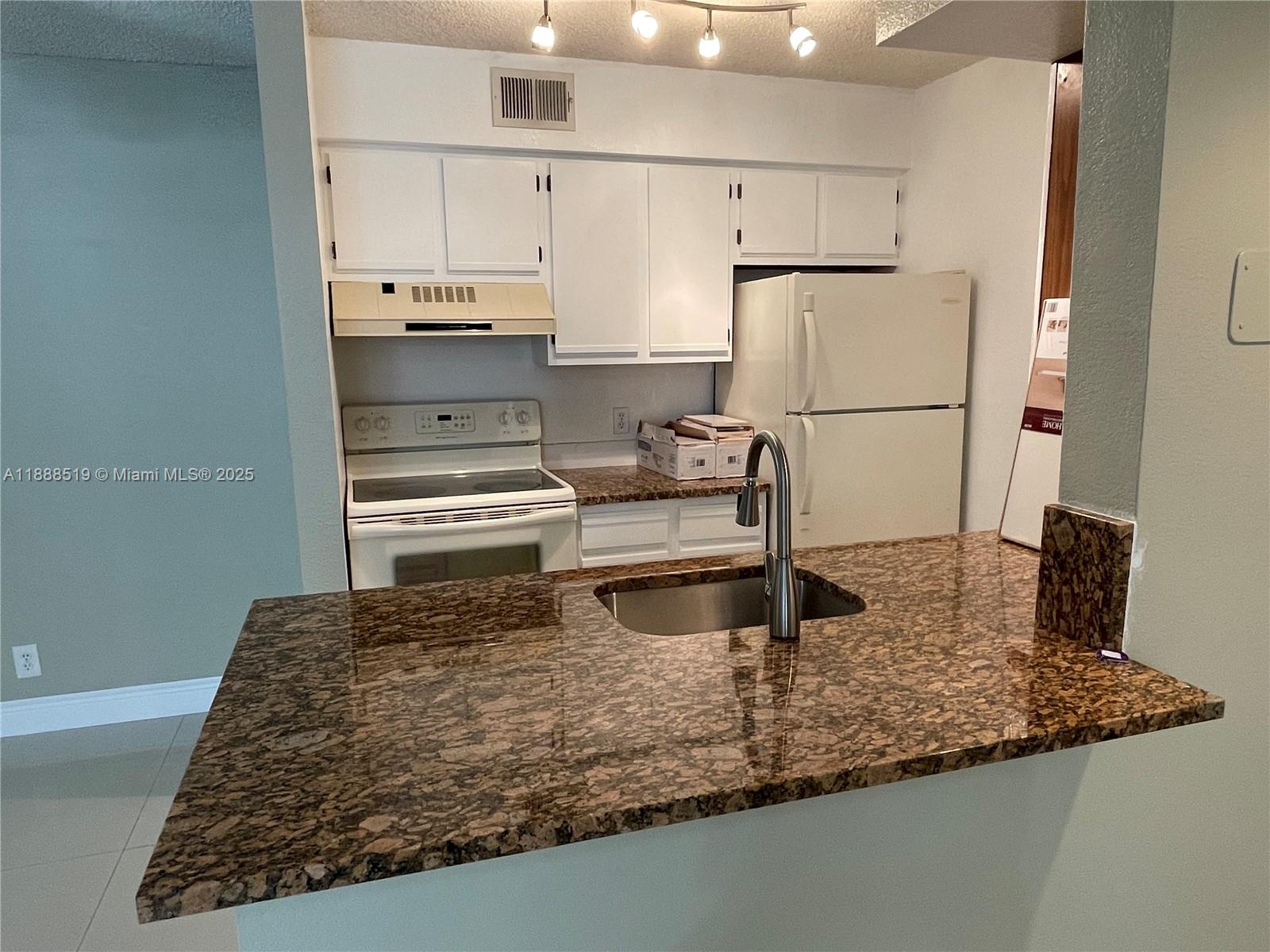 2826 South University Drive, Unit 3101 Davie, FL 33328 - Photo 10 of 34