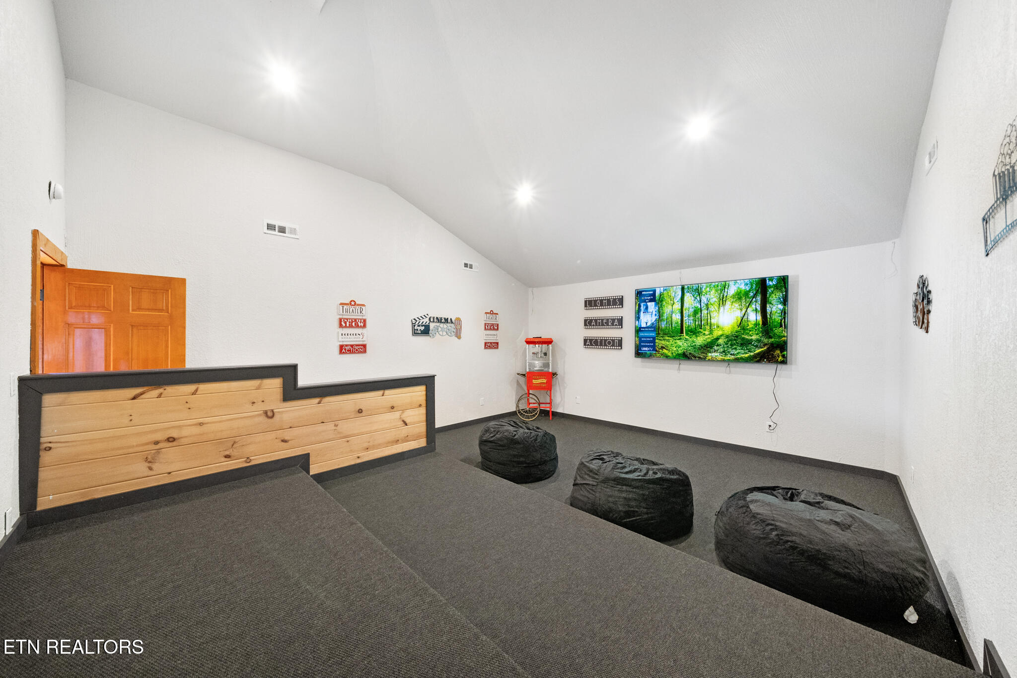 2081 Kerr Road Sevierville, TN 37876 - Photo 30 of 57 DSC06054