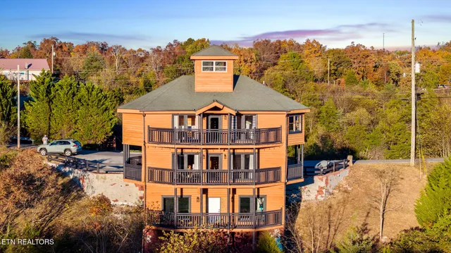 $1,100,000 | 2081 Kerr Road, Sevierville, TN 37876