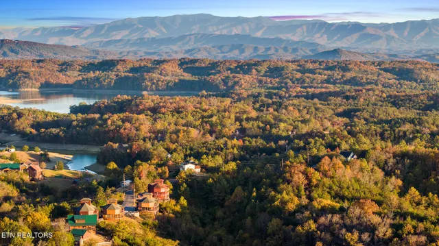 $1,100,000 | 2081 Kerr Road, Sevierville, TN 37876