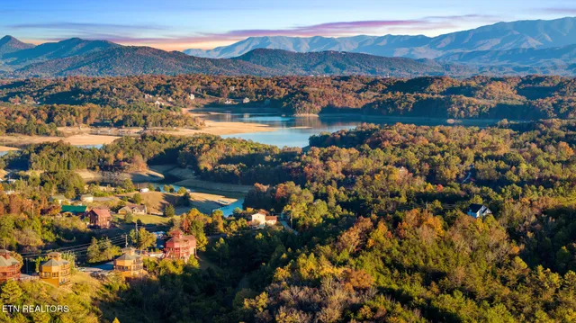 $1,100,000 | 2081 Kerr Road, Sevierville, TN 37876