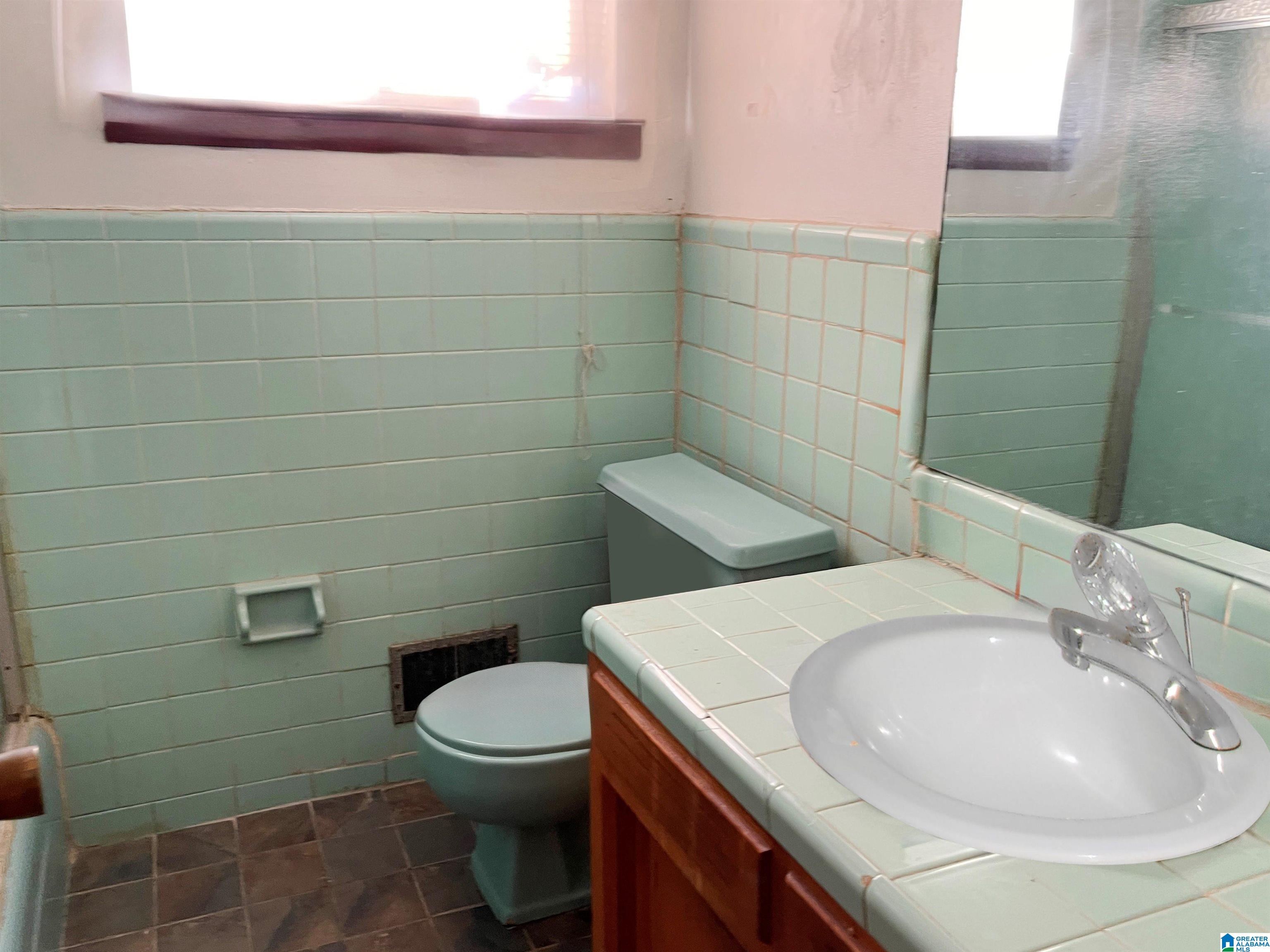 883 McCary Street Southwest Birmingham, AL 35211 - Photo 8 of 21