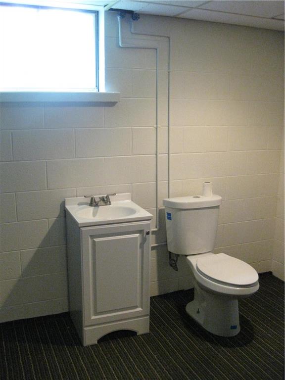 135 K Row McKees Rocks, PA 15136 - Photo 21 of 25 Bathroom