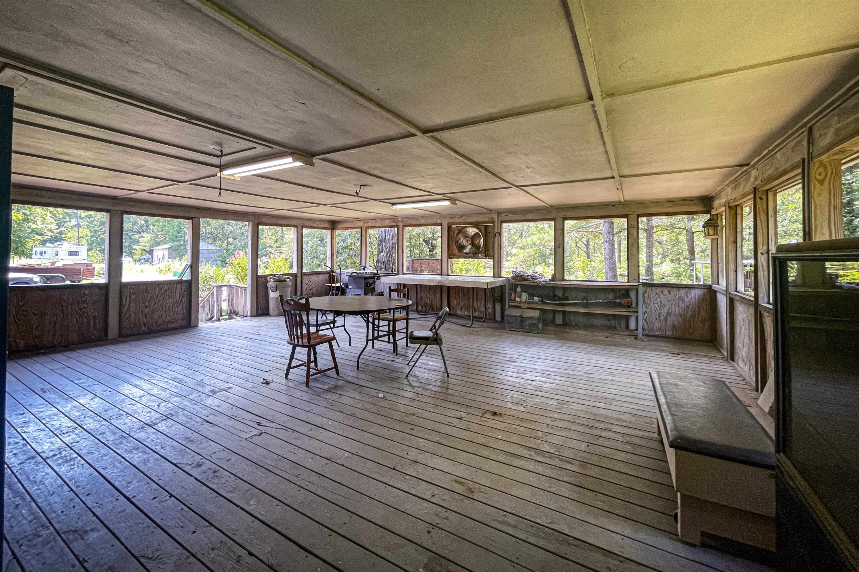 2585 Cecil Walls Road Yuma, TN 38390 - Photo 6 of 18 Photo 6