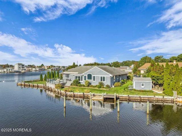 $925,000 | 10 Dolphin Court, Forked River, NJ 08731