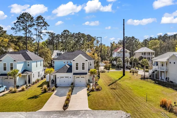 $435,000 | 125 Lydia Lane, Unit A, Pawleys Island, SC 29585