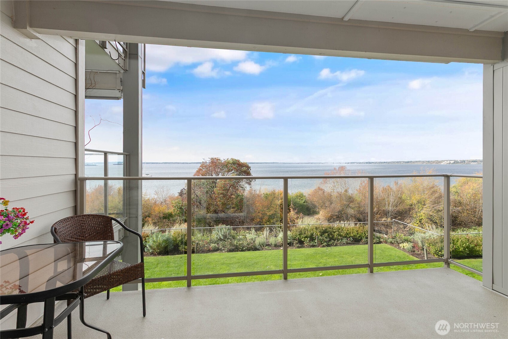 600 South State Street, Unit 204 Bellingham, WA 98225 - Photo 3 of 36