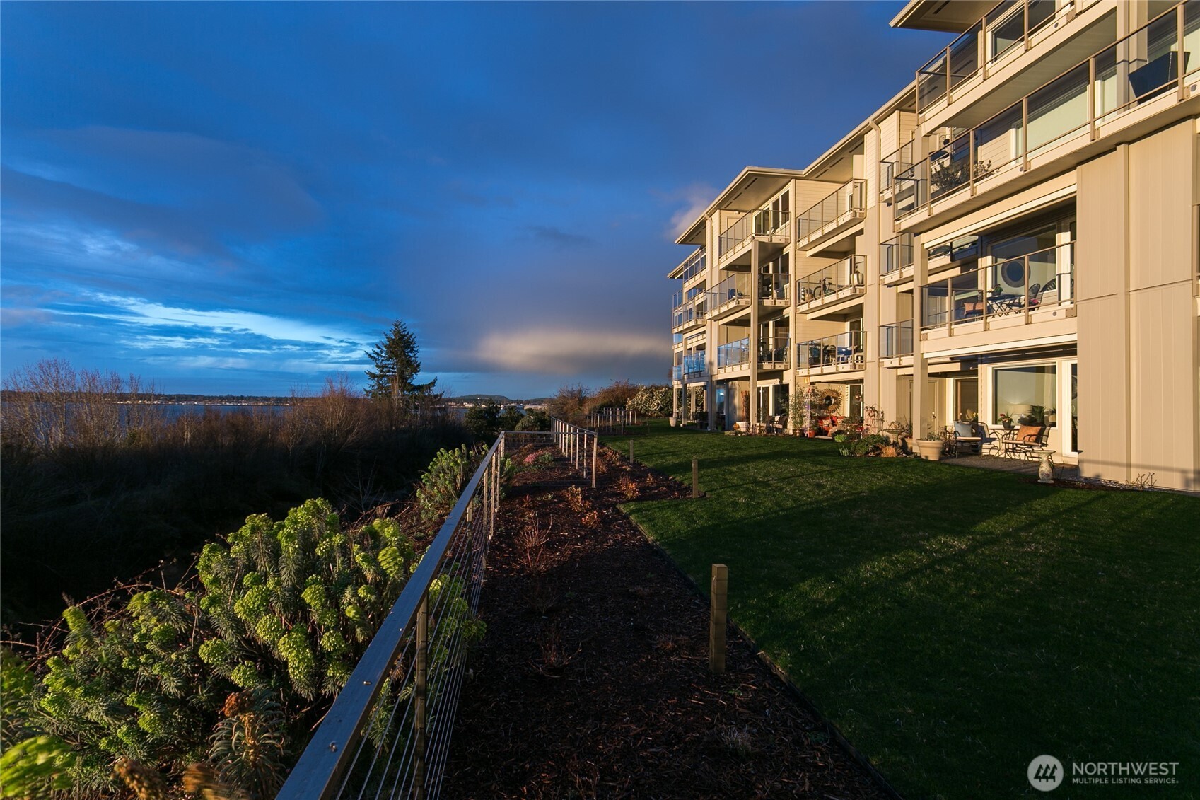 600 South State Street, Unit 204 Bellingham, WA 98225 - Photo 31 of 36