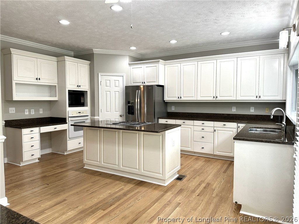 6204 Kirkwall Road Fayetteville, NC 28311 - Photo 9 of 22 Kitchen