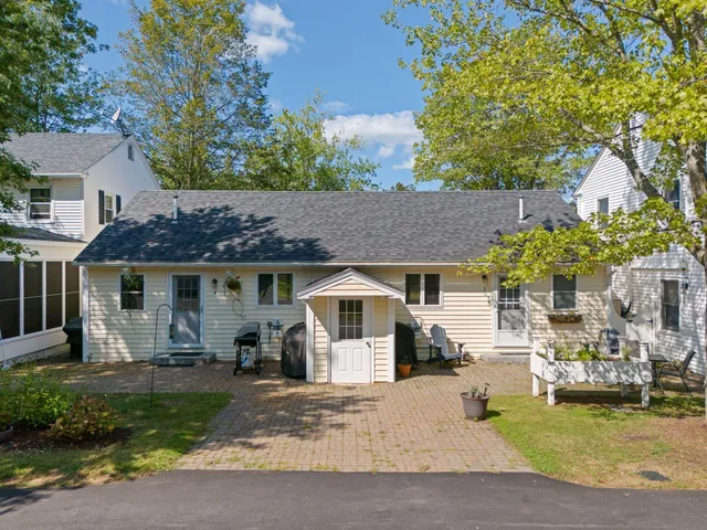 $349,000 | 18 Woodside Meadow Road, Unit 4, York, ME 03909