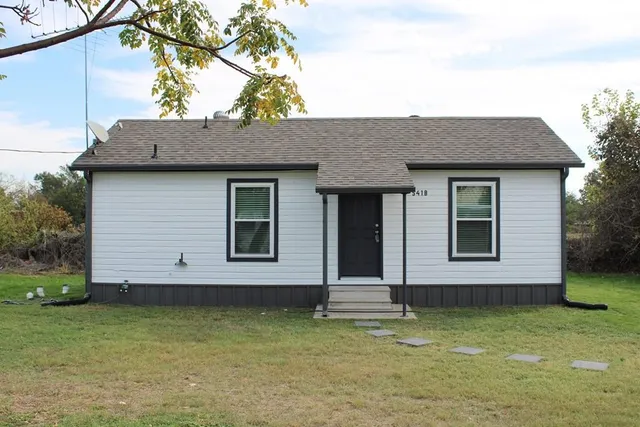 $950 | 541 South Allen Street, Unit B, Boyd, TX 76023