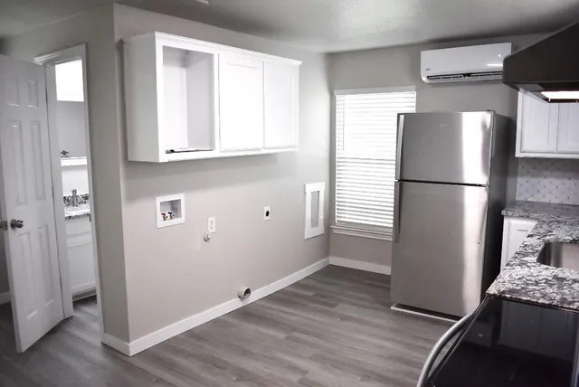 $950 | 541 South Allen Street, Unit B, Boyd, TX 76023