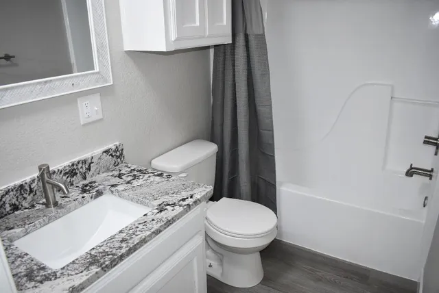 $950 | 541 South Allen Street, Unit B, Boyd, TX 76023