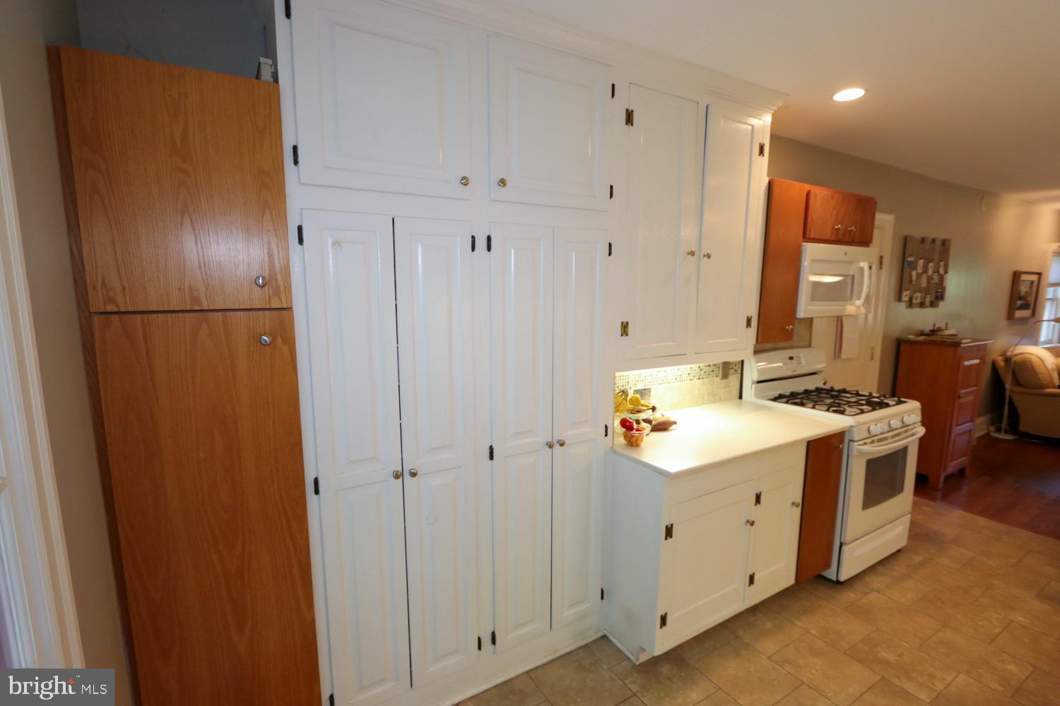 2701 Alden Road Bryn Athyn, PA 19006 - Photo 17 of 105