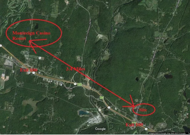 a black and white photo of a painting