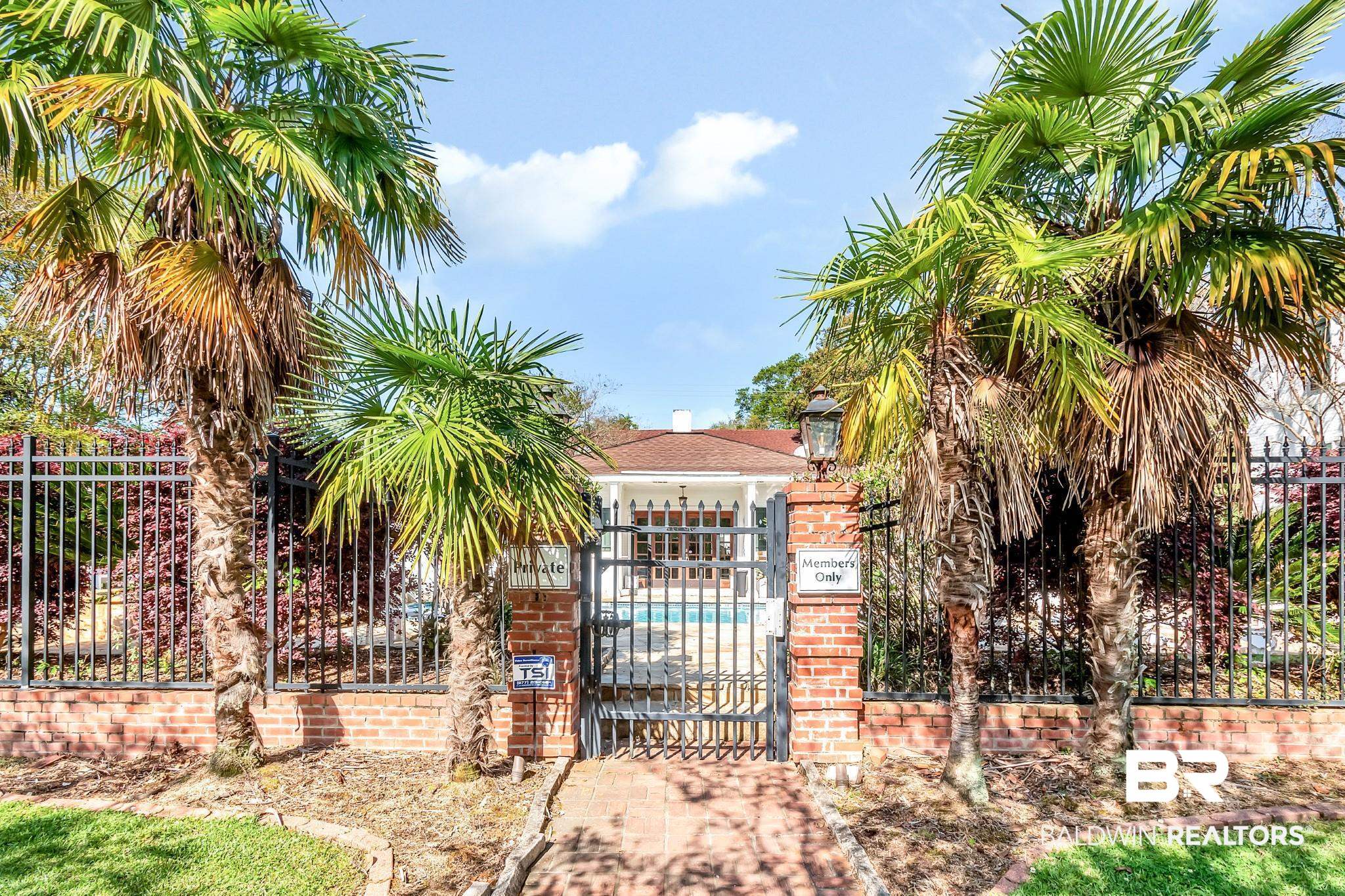 214 Upham Street, Unit 172A Mobile, AL 36607 - Photo 2 of 21