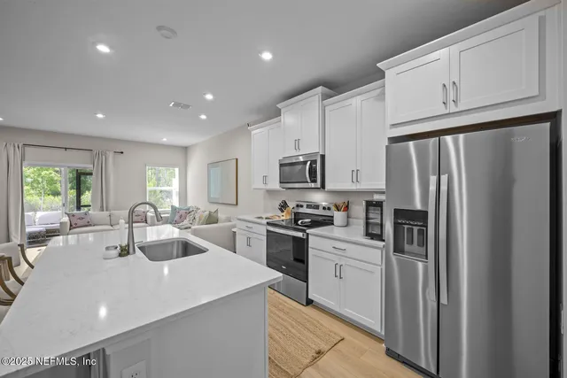 $300,000 | 11993 Calvesta Street, Jacksonville, FL 32256