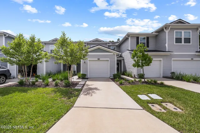 $300,000 | 11993 Calvesta Street, Jacksonville, FL 32256