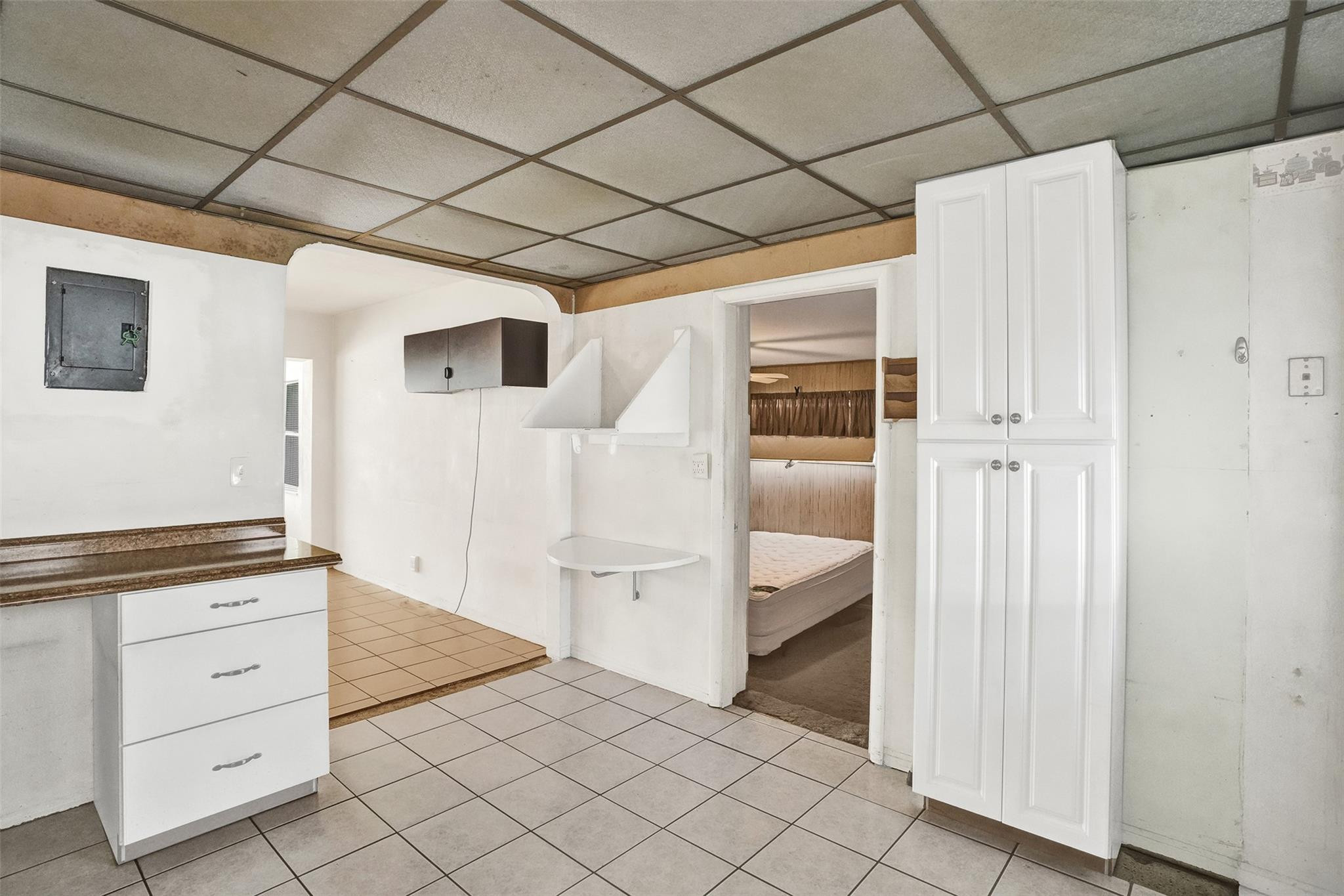 632 Southwest 8th Street Hallandale Beach, FL 33009 - Photo 13 of 67 Photo 13