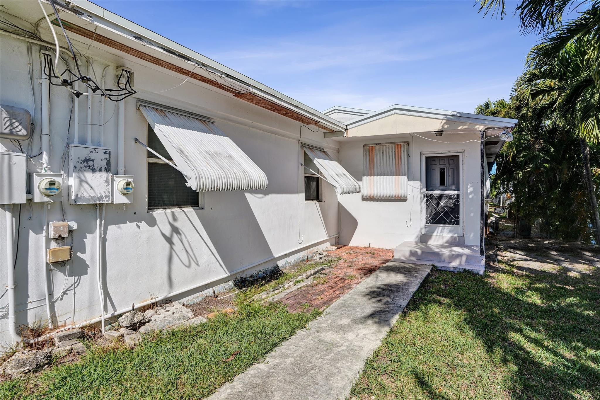 632 Southwest 8th Street Hallandale Beach, FL 33009 - Photo 4 of 67 Photo 4