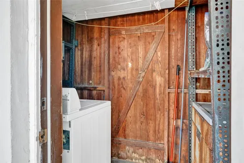 $575,000 | 632 Southwest 8th Street, Hallandale Beach, FL 33009