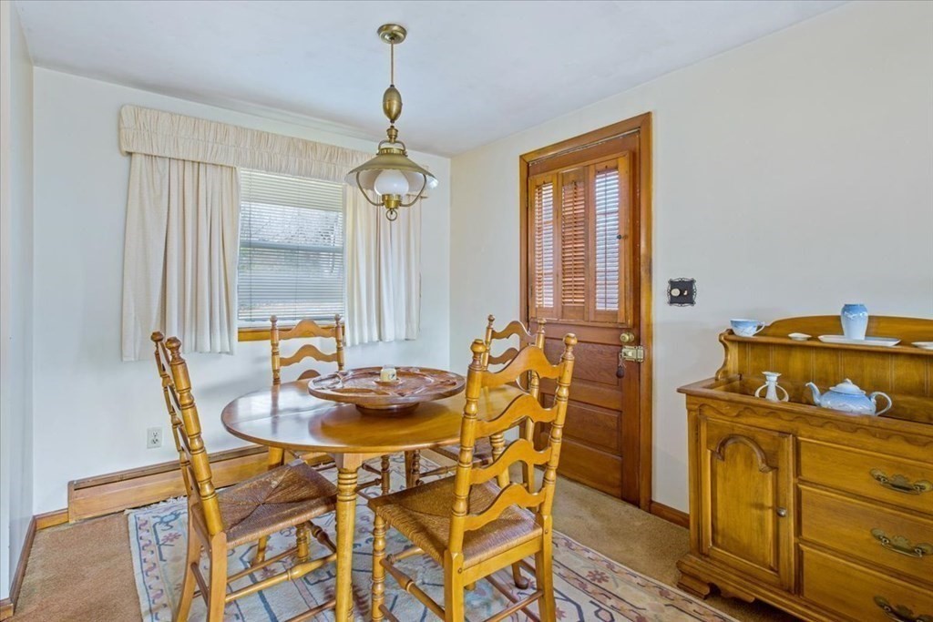 15 Sunflower Road Holbrook, MA 02343 - Photo 12 of 24 Gallery Image 12