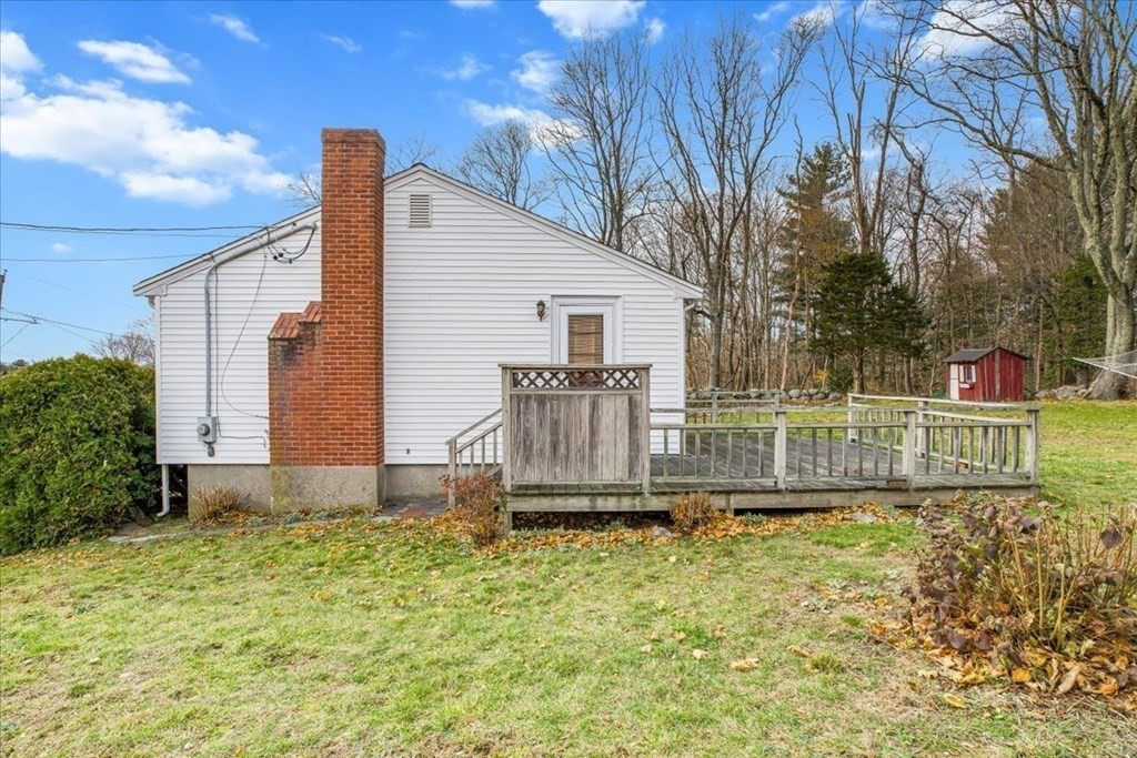 15 Sunflower Road Holbrook, MA 02343 - Photo 2 of 24 Gallery Image 2