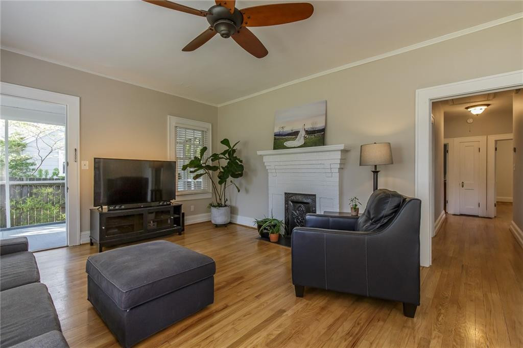 1503 Garfield Road Burlington, NC 27215 - Photo 4 of 36 Gallery Image 4