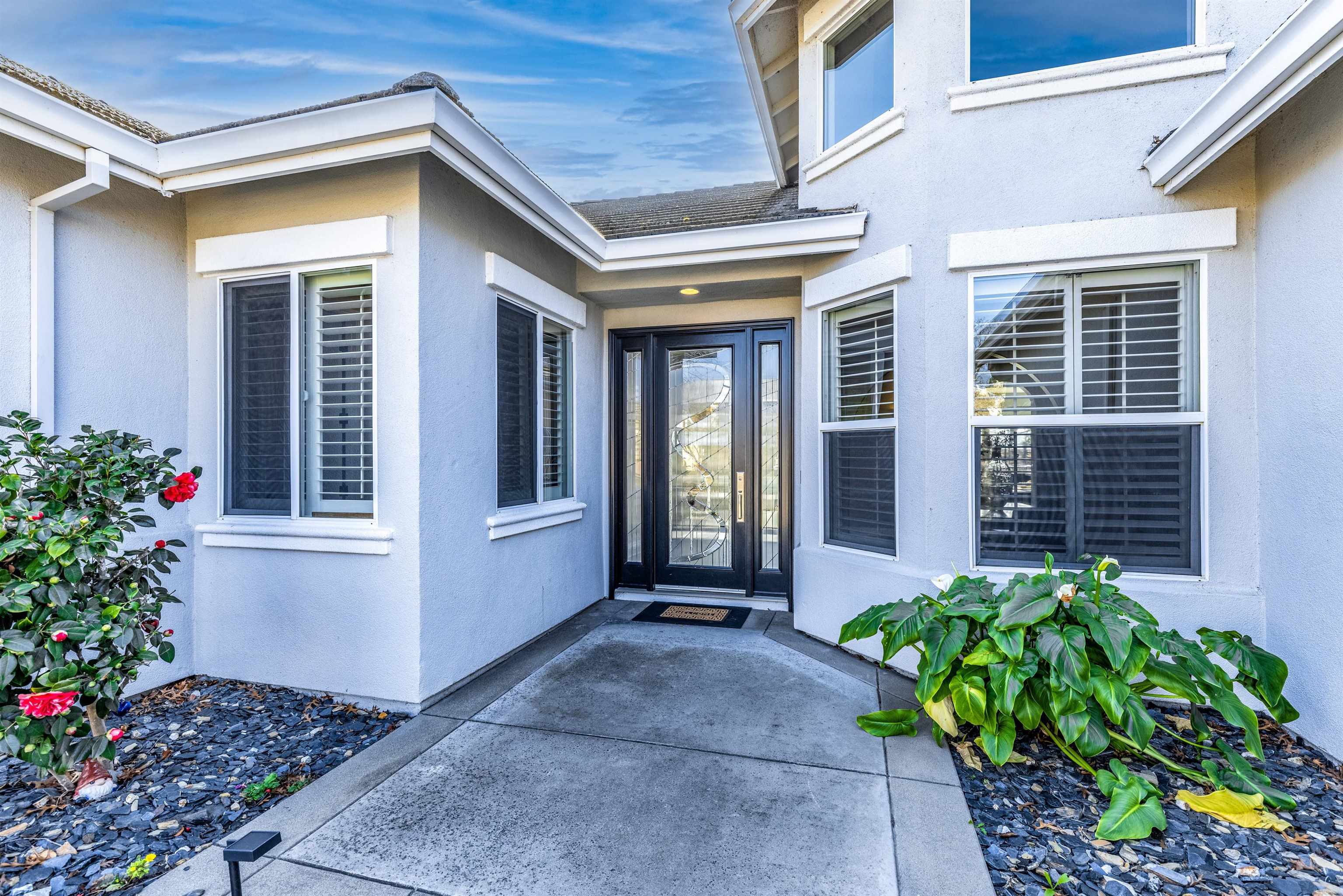 886 Old Oak Road Livermore, CA 94550 - Photo 3 of 50