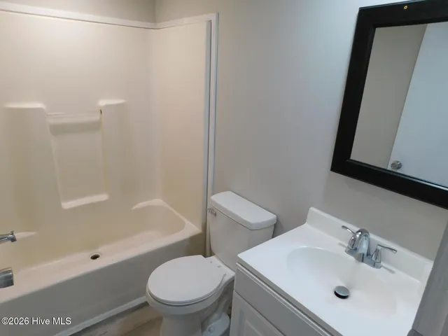 $169,900 | 660 Seashell Drive, Kinston, NC 28504