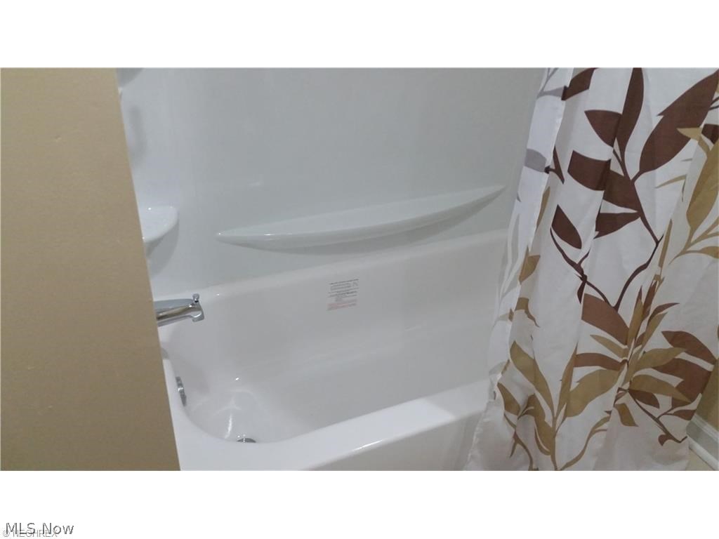 3279 Silsby Road Cleveland, OH 44118 - Photo 20 of 25