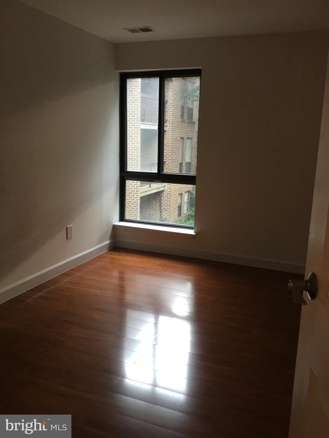 11232 Chestnut Grove Square, Unit 236 Reston, VA 20190 - Photo 13 of 17 Bedroom