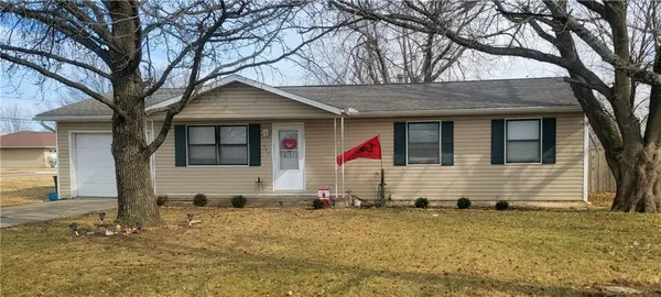 $110,000 | 427 North Vermont Street, Iola, KS 66749