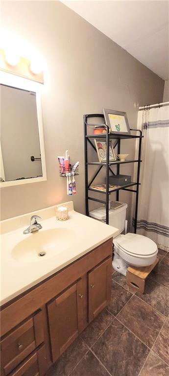 427 North Vermont Street Iola, KS 66749 - Photo 11 of 26